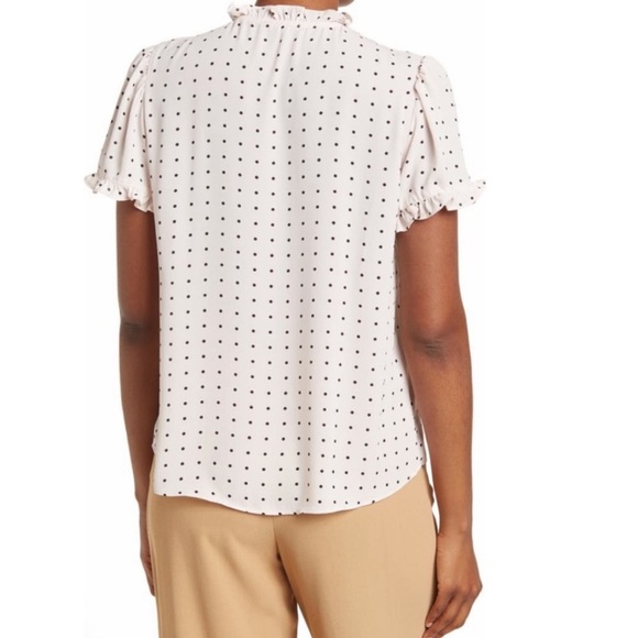 T Tahari Light Blush Spaced Dot Short Sleeve Blouse Size S NWT Ruffle Polka Dot - Picture 5 of 16